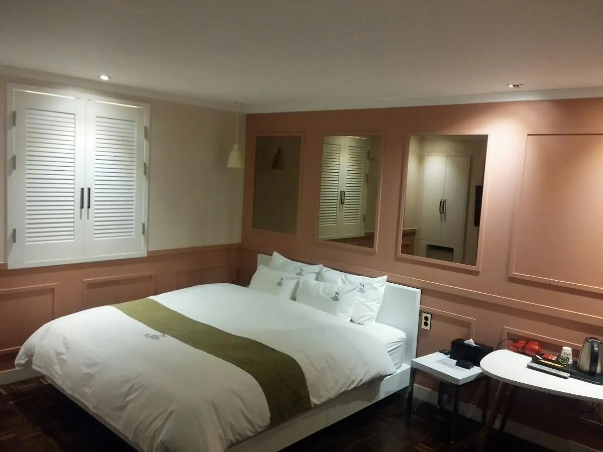 Bingo Boutique Hotel Busan