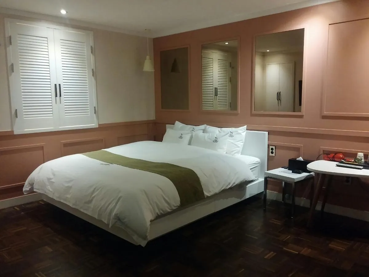 Bingo Boutique Hotel Busan